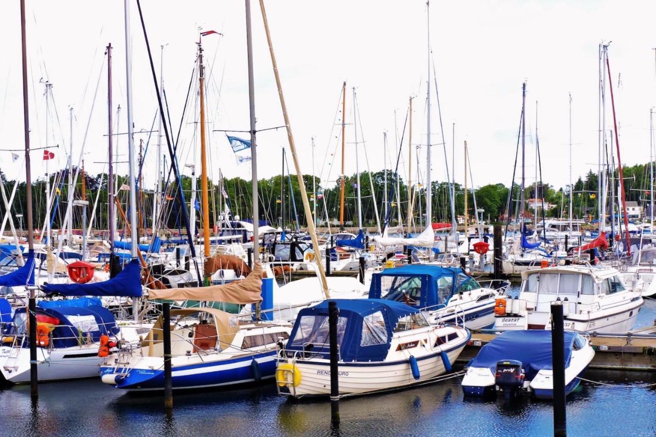 Zwergtaucher Eckernförde Exterior foto